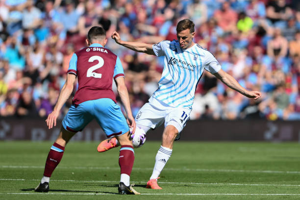 的是由维也 的是由维也