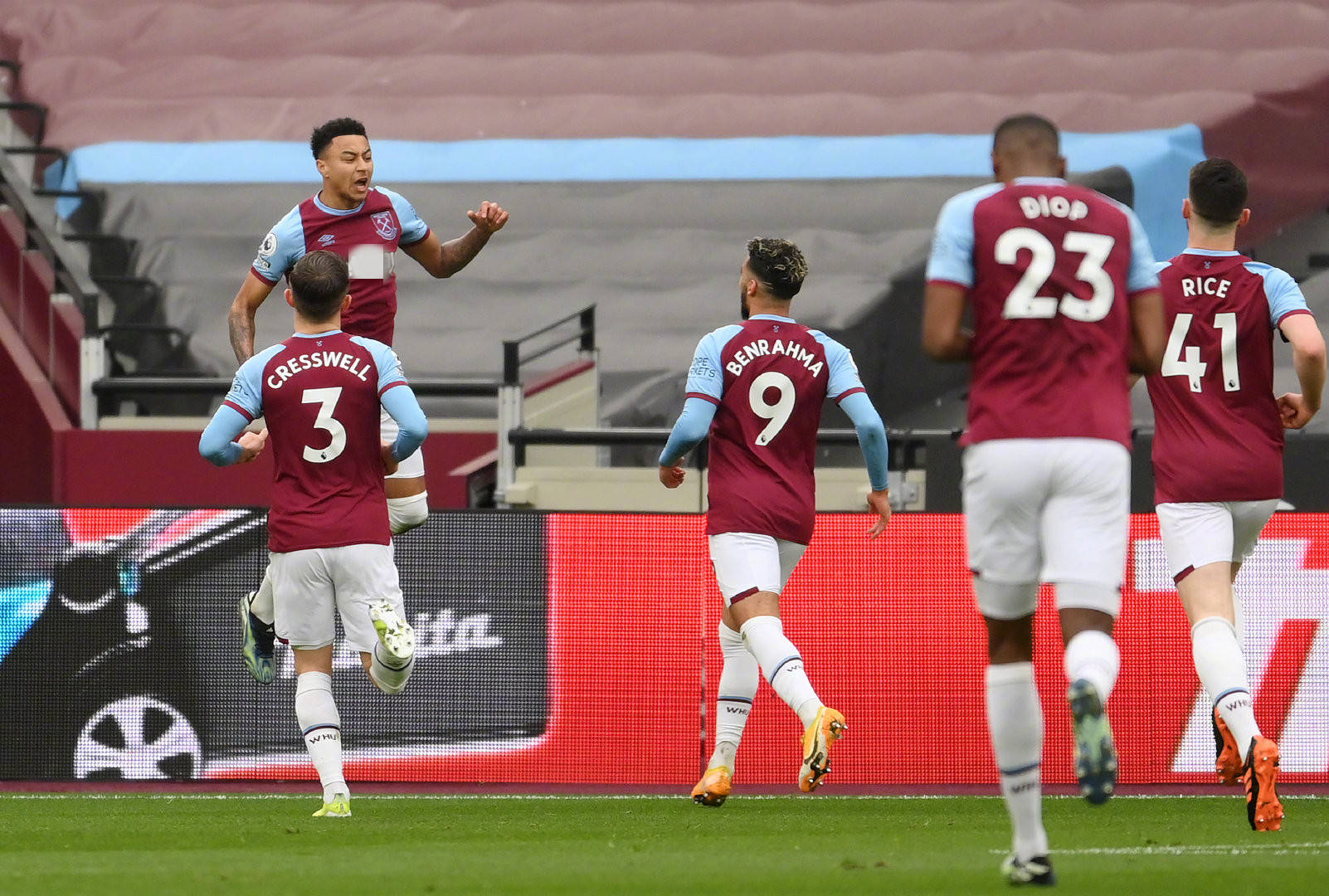 他不再只是 他不再只是